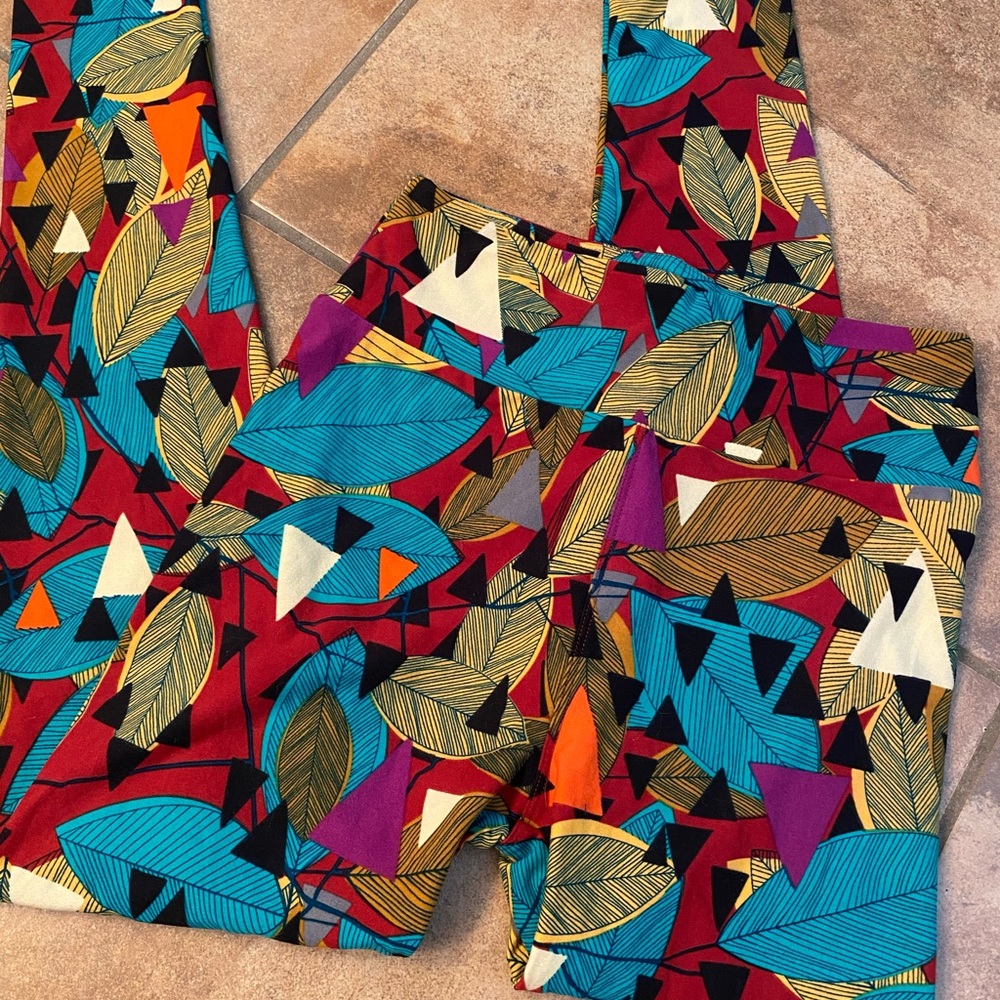 NWOT Lularoe leggings